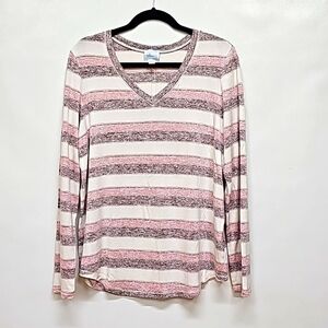 Hacci v-neck striped pullover sweater